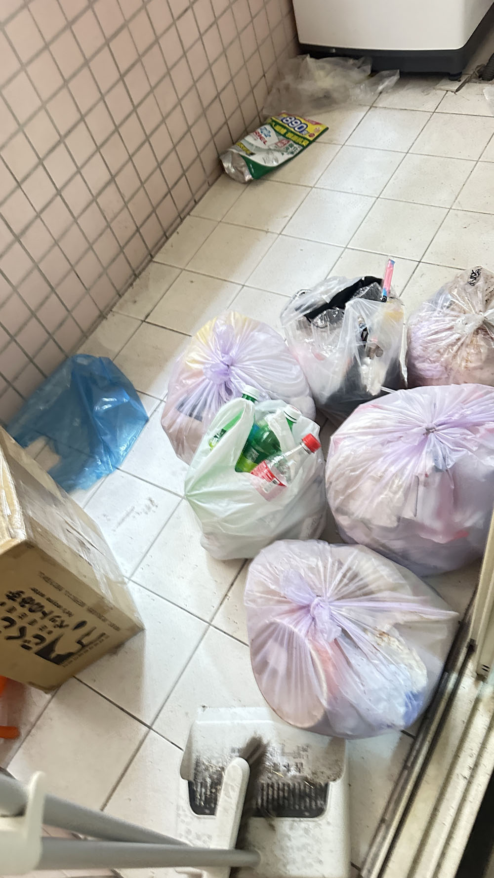 台中退租清潔清潔前照片 12